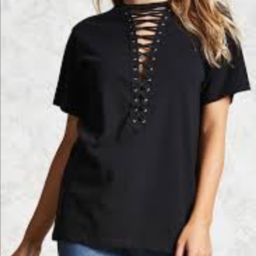 F21 tie down black t-shirt in MEDIUM